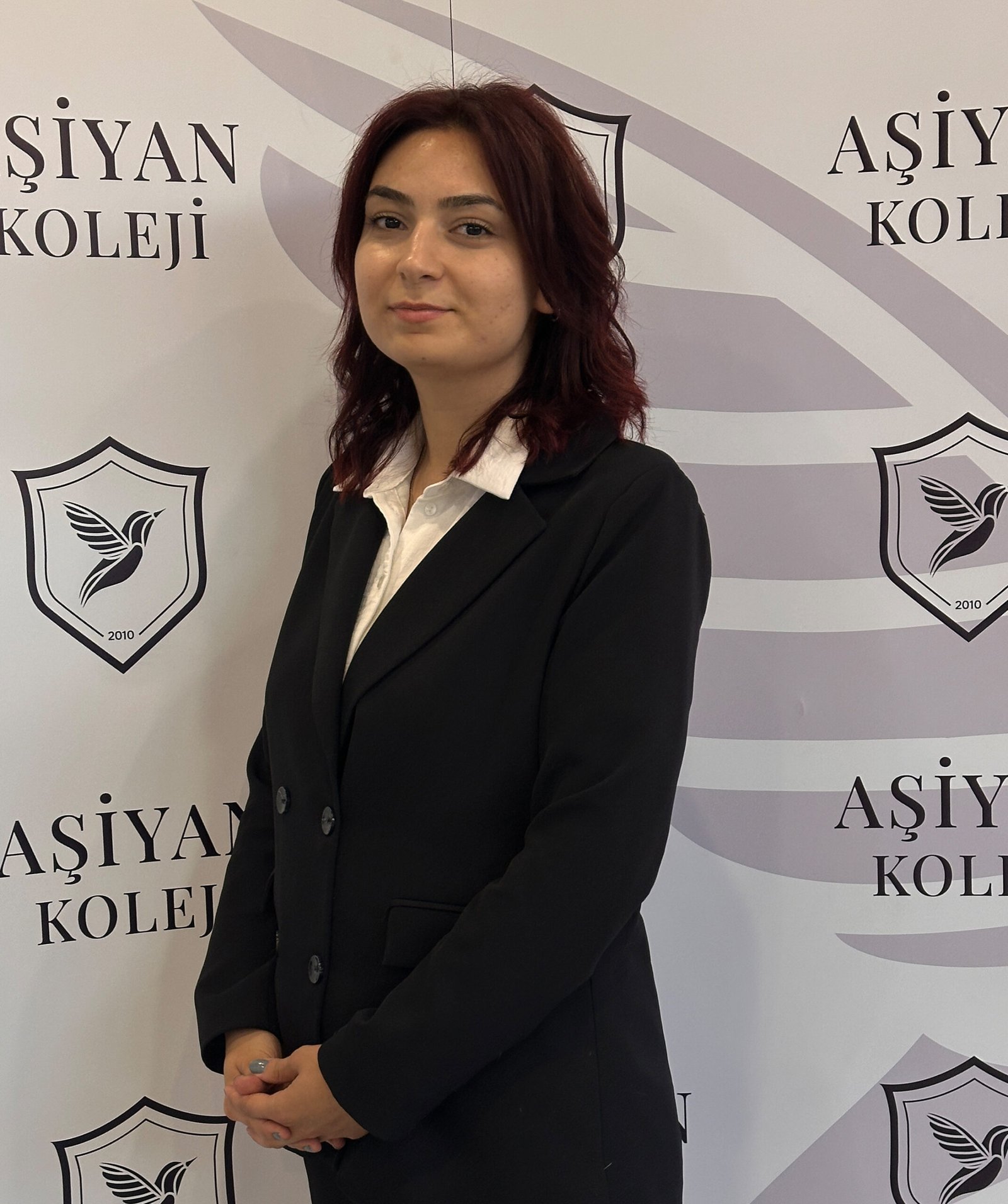 Büşra DEMİR